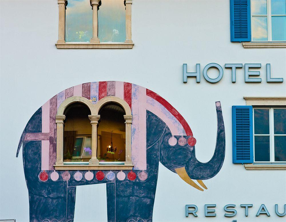 Hotel Elefant Ora / Auer Exterior foto